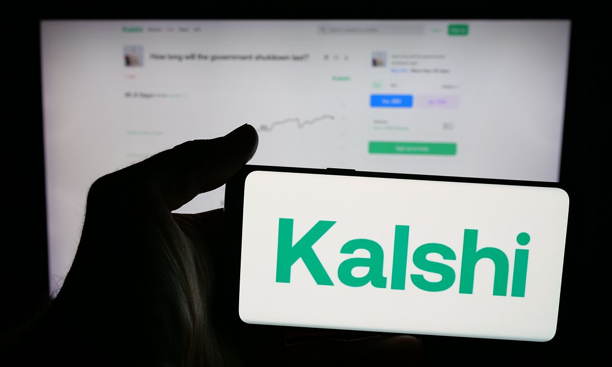 A gavel striking a sound block in a courtroom, symbolizing a legal ruling.