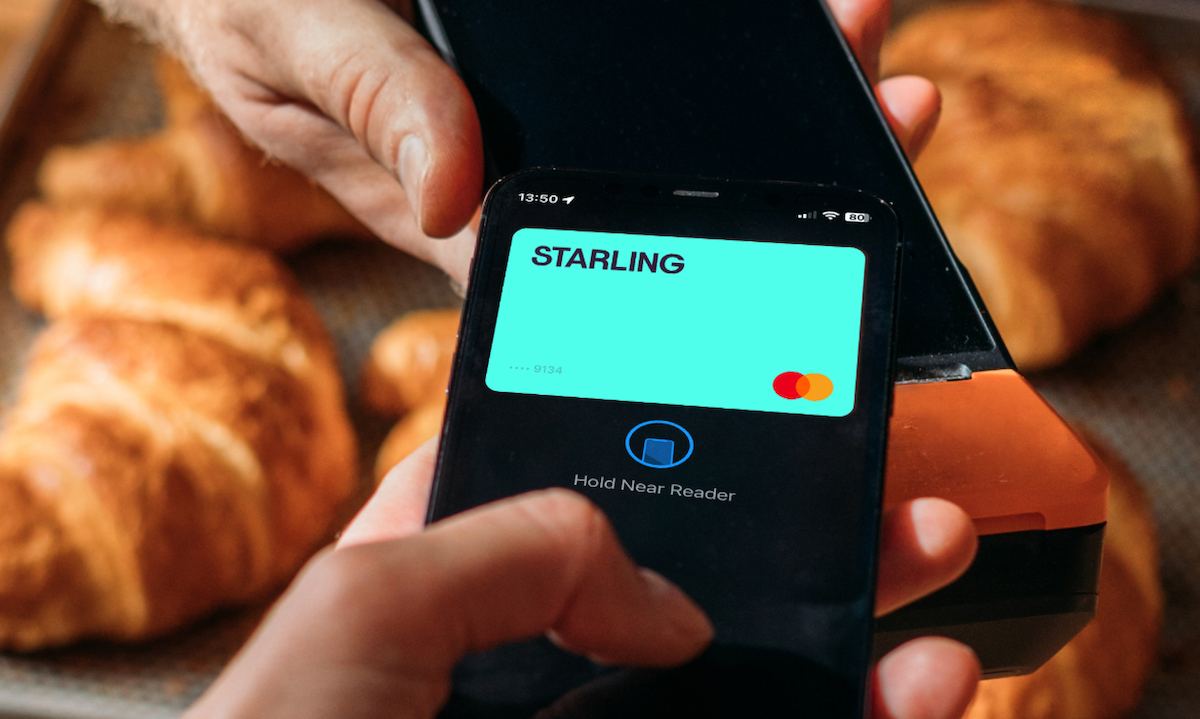 Graph showing declining revenue trends for Starling Bank