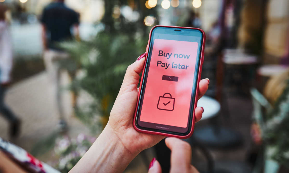 Tableau de bord Velera BNPL avec options d’échéances au débit pour membres credit unions