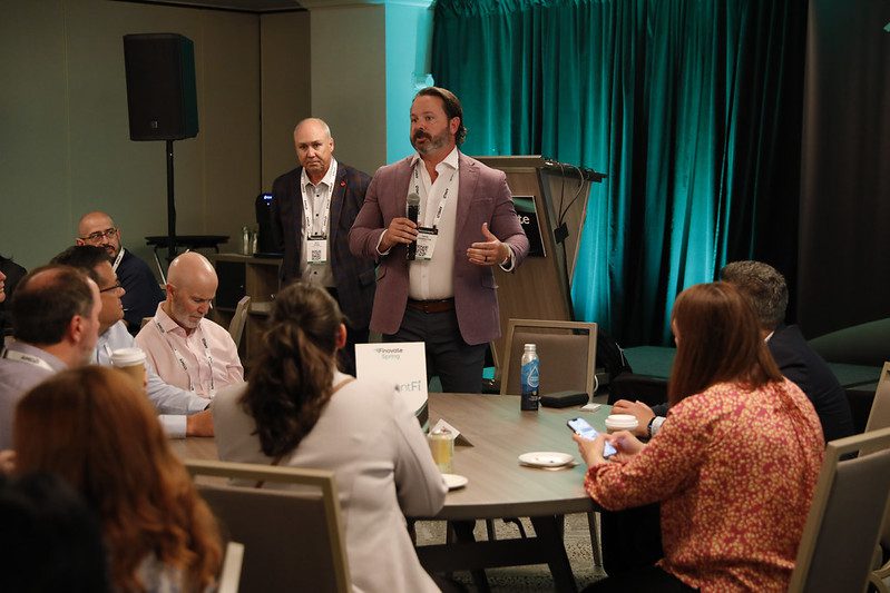 Credit-Union-Chefs netzwerken mit Fintech-Führern beim FinovateSpring Spotlight