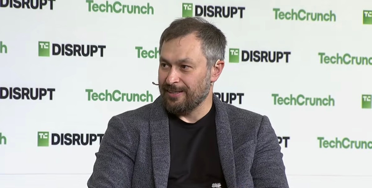Anatoly Yakovenko speaking at TechCrunch Disrupt on agentic coding and Solana's success